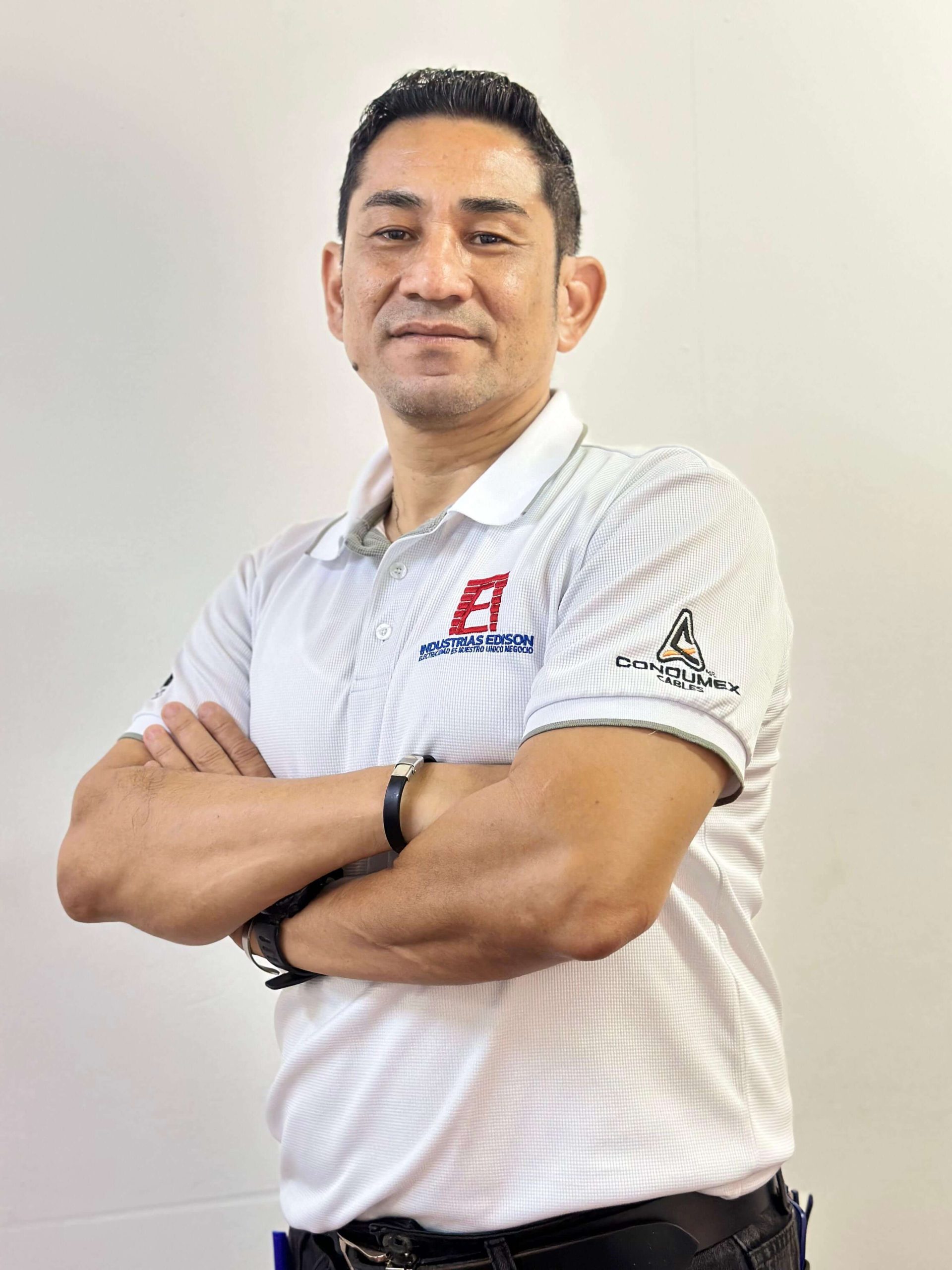 LESTHER-lOPEZ-industrias-edison